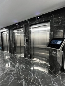 فروش واحد 191متری اداری در پارک اداری رونیکاپالاس