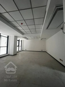 فروش 94 متر اداری در تاپ لوکیشن ترین با سند اداری پونک