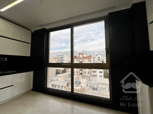 پیش فروش محدود، سازنده حاج رحیم قربانی