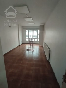 اجاره موقعیت اداری        65 متر      بخارست