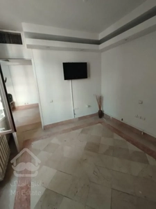 اجاره سنداداری    75 متر       مطهری