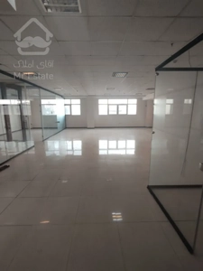 اجاره مستغلات       2526 متر          بخارست