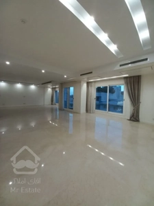 رهن آپارتمان 230 متری در زعفرانیه