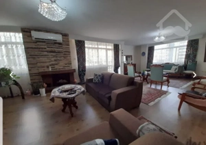 اجاره مسکونی       150متر      میرزای شیرازی