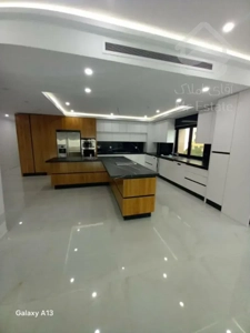 رهن آپارتمان 310 متری در ولنجک