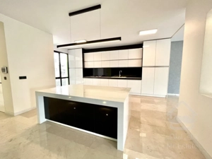 فروش آپارتمان 217 متری در زعفرانیه