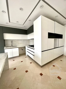 فروش آپارتمان 245 متری در زعفرانیه