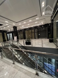 رهن و اجاره مغازه 19 متری در نزدیکی مترو با ارتفاع سقف 6متر