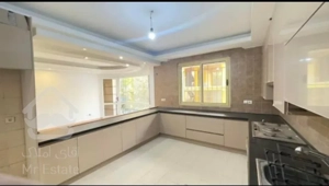 رهن آپارتمان 240 متری در زعفرانیه