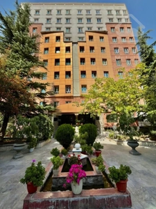 فروش آپارتمان 129 متری در زعفرانیه