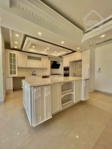 فروش آپارتمان 165 متری در زعفرانیه