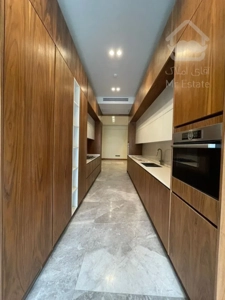 فروش آپارتمان 209 متری در محمودیه