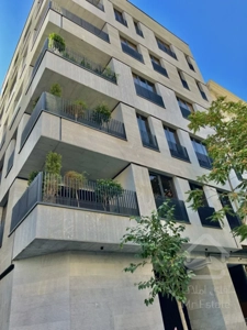 فروش آپارتمان 200 متری در زعفرانیه