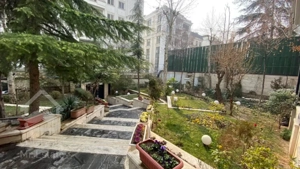 فروش آپارتمان 260 متری در زعفرانیه