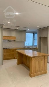 رهن آپارتمان 185 متری در زعفرانیه