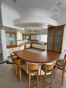 اجاره آپارتمان 300 متری در زعفرانیه