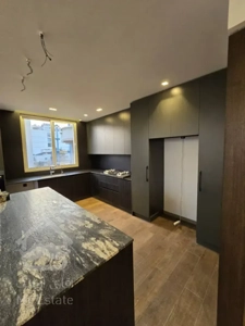 اجاره آپارتمان 175 متری در زعفرانیه