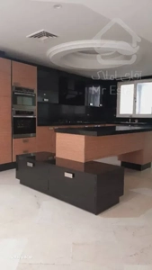 رهن آپارتمان 207 متری در زعفرانیه