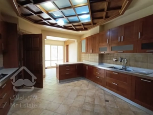 رهن آپارتمان 280 متری در محمودیه