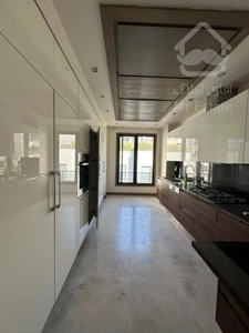 اجاره آپارتمان 230 متری در زعفرانیه