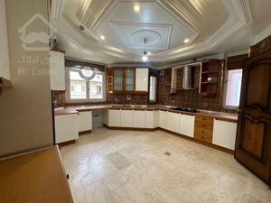 رهن آپارتمان 240 متری در زعفرانیه