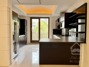 فروش آپارتمان 181 متری در زعفرانیه