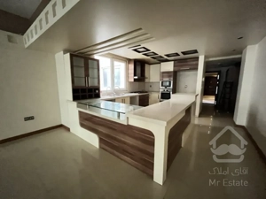 فروش آپارتمان 146 متری در زعفرانیه