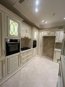 رهن آپارتمان 202 متری در زعفرانیه