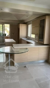 رهن آپارتمان 300 متری در فرشته