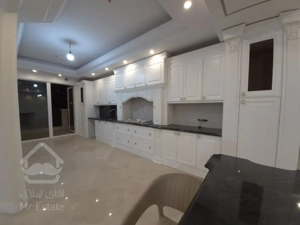 رهن آپارتمان 340 متری در ولنجک