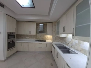 اجاره آپارتمان 290 متری در ولنجک