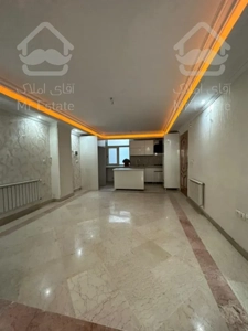 ۷۵ متر فول رو به آفتاب در پونک