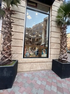 فروش مغازه 19متری در مرکز خرید رونیکامال هروی