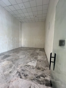 فروش مغازه 33 متری در مرکز خرید رونیکا مال هروی