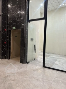 فروش مغازه 23 متری در مرکز خریدرونیکا مال هروی