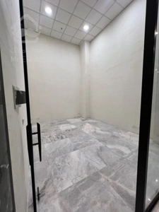 فروش مغازه 19 متری ددر مرکز خرید رونیکا مال هروی