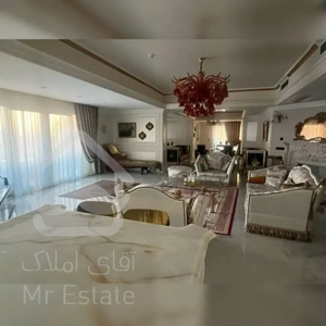 خرید آپارتمان 207 متری زیر قیمت در نیاوران