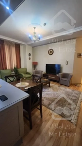 ۷۰ متر فول رو به آفتاب در سازمان برنامه