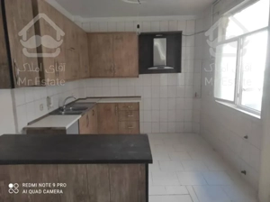 ۶۲متر*سالن پرده خور*بدون پرتی*زیر قیمت