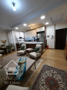 ۷۰ متر فول رو به آفتاب در سازمان برنامه