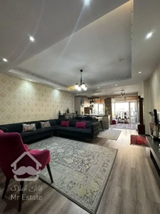 ۹۰ متر رو با آفتاب در سازمان برنامه