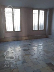 ۹۰ متر فول رو به آفتاب در سازمان برنامه