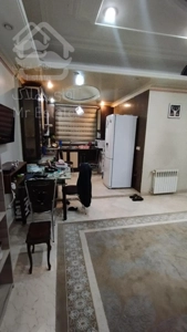 ۵۰متر*فول امکانات*کم واحد*خوش نقشه