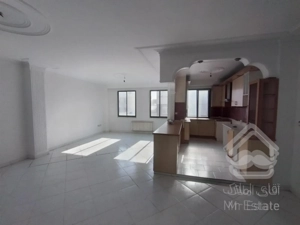 آپارتمان ۱۰۵ متر.تمیز. بلوار اباذر.کوچه گلستان ۲۹