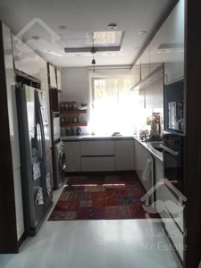 ۸۰ متر فول رو به آفتاب در پونک