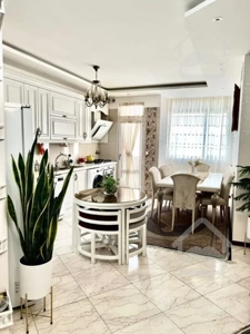 ۷۵ متر فول رو به آفتاب در باغ فیض