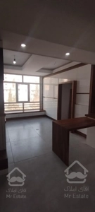 ۸۰متر/خطی روبه کوچه/بدون پرتی/کم واحد