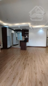 ۸۰متر*فول امکانات*سالن پرده خور جنوبی