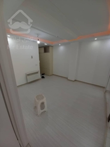 ۷۵ متر رو به آفتاب بازسازی شده در اباذر