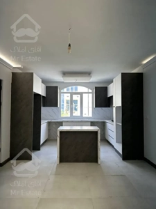 ۸۰ متر فول رو به آفتاب در باغ فیض